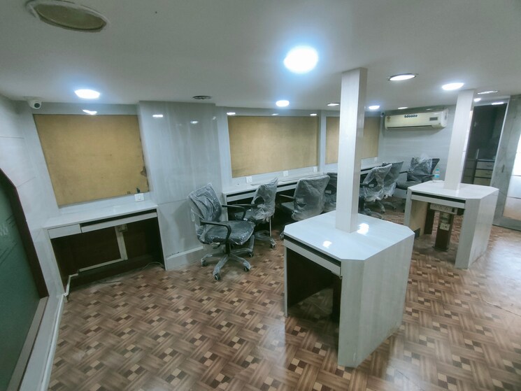 Team Area, haware-centurion-mall Commercial Office Space 1100 Sq.Ft. In Nerul Sector 19a Navi Mumbai 7407520