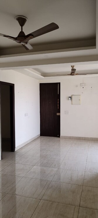 2.5 BHK Apartment For Rent in Mahagun Mywoods Noida Ext Sector 16c Greater Noida  7407516