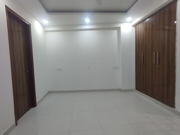 Room in 3 BHK Builder Floor at Chattarpur – for Sale