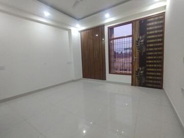 Room in 3 BHK Builder Floor at Chattarpur – for Sale