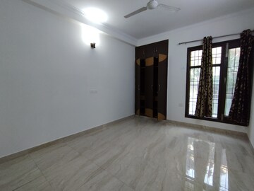Room in 3 BHK Builder Floor at Chattarpur – for Sale