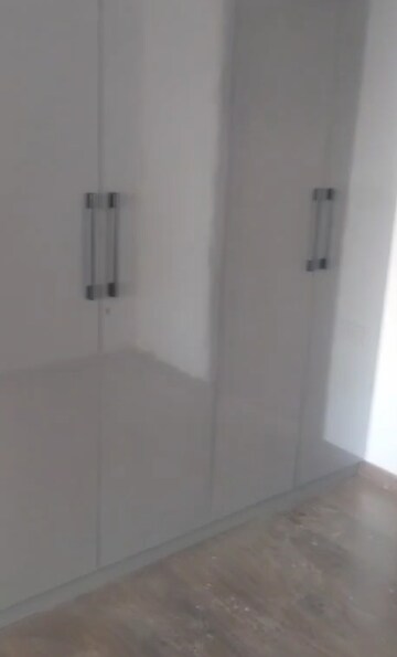 Room in 3 BHK Apartment at ATS Le Grandiose, Sector 150 – for Sale