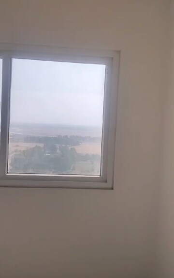 Room in 3 BHK Apartment at ATS Le Grandiose, Sector 150 – for Sale