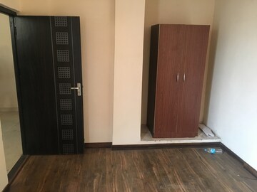 Room in 1.5 BHK Apartment at Aashiyana Sai Home, Sector 70 – for Sale