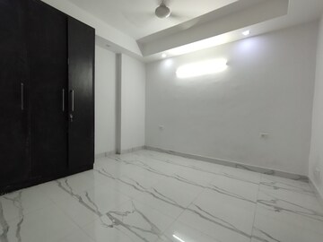 Room in 3 BHK Builder Floor at Chattarpur – for Sale