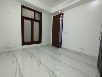 Room in 3 BHK Builder Floor at Chattarpur – for Sale