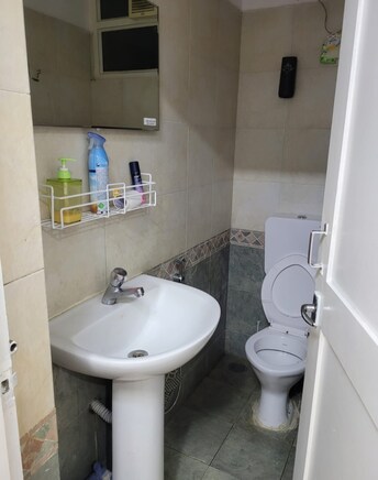 कॉमर्शियल ऑफिस स्पेस वर्ग फुट फॉर रीसेल इन कनिंघम रोड बैंगलोर  7407806