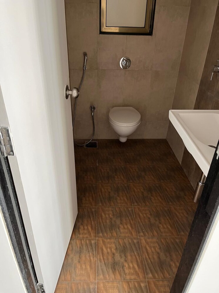 Attached Bathroom, chandak-nishchay-wing-f 1 Bedroom 342 Sq.Ft. Apartment In Dahisar East Mumbai 7407892