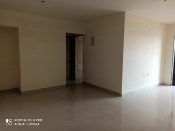 Room in 3 BHK Apartment at Dona Paula – for Sale