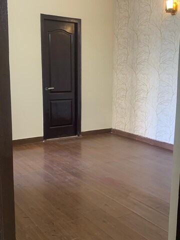 Room in 2.5 BHK Apartment at Fusion Homes, Tech Zone 4 Greater Noida – for Sale