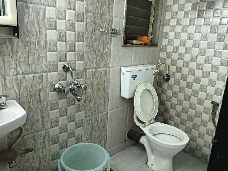 Bathroom, sadbhav-monarch 2 Bedroom 990 Sq.Ft. Apartment In Umelman Palghar 7408411