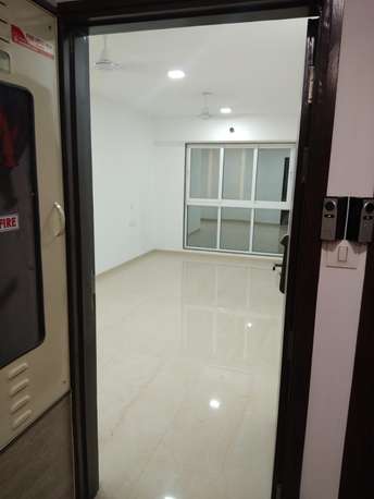 2 BHK Apartment For Rent in Versova Mumbai  7408545