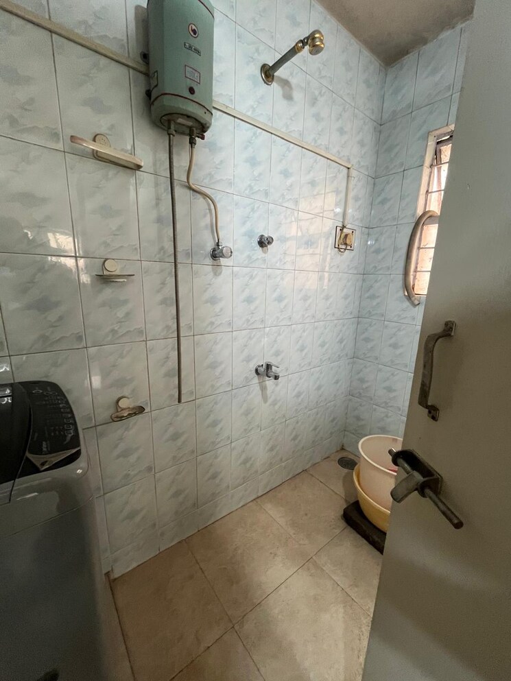Bathroom, green-field-apartment 1 Bedroom 470 Sq.Ft. Apartment In Kothrud Pune 7408854