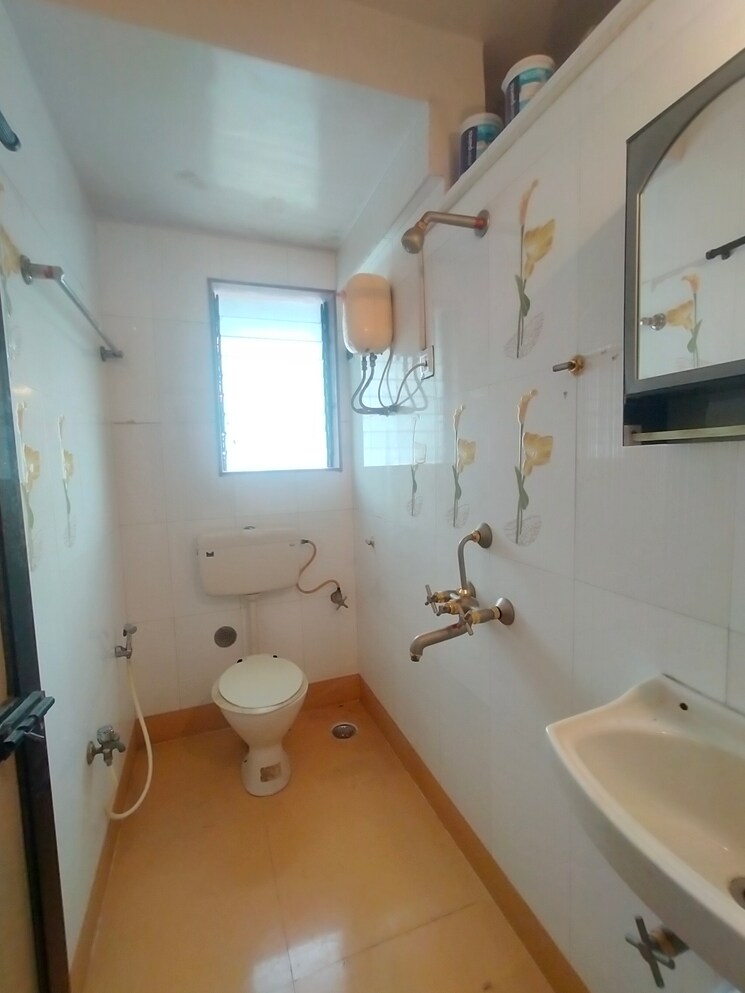 Bathroom, dedhia-daffodils-dahisar 1 Bedroom 580 Sq.Ft. Apartment In Dahisar West Mumbai 7408999