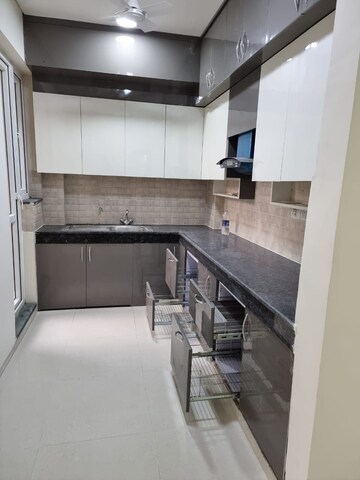 Kitchen in 4 BHK Builder Floor at BPTP Parkland Pride, Sector 77 – for Sale