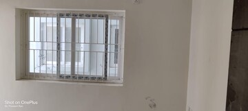 Room in 2 BHK Apartment at Dinesh Auric, Bachupally – for Sale