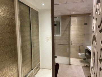 Building Lobby in 3 BHK Builder Floor at Sector 16 – for Sale