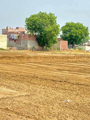  Plot For Sale in Faridabad Central