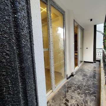 Building Lobby in 3 BHK Builder Floor at Chattarpur – for Sale