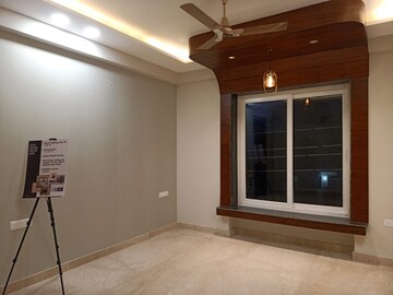 Room in 4 BHK Builder Floor at Sector 16 – for Sale