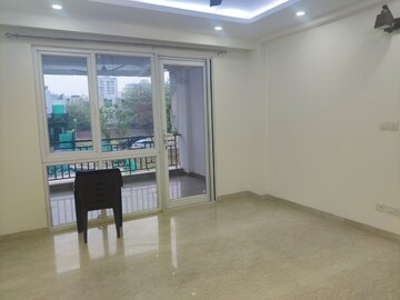 Parking in 3 BHK Builder Floor at Birla Navya, Sector 63a – for Sale