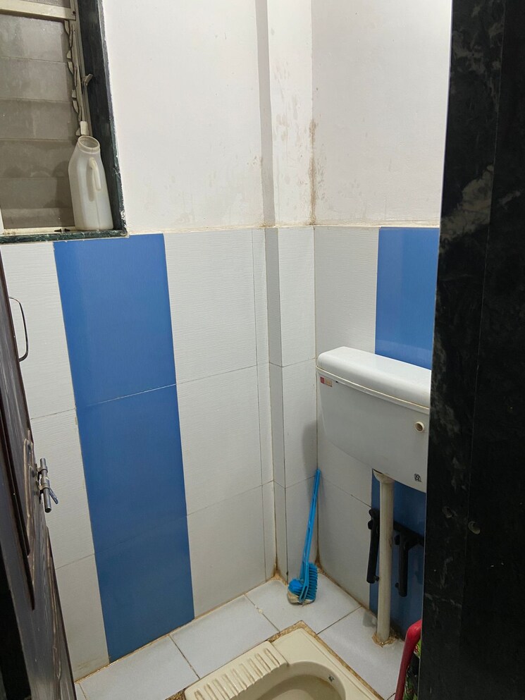 Bathroom, sneha-paradise 1 Bedroom 600 Sq.Ft. Apartment In Warje Pune 7410029