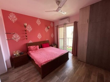 Bedroom in 3 BHK Apartment at Unitech Uniworld Gardens, Sector 47 – for Sale