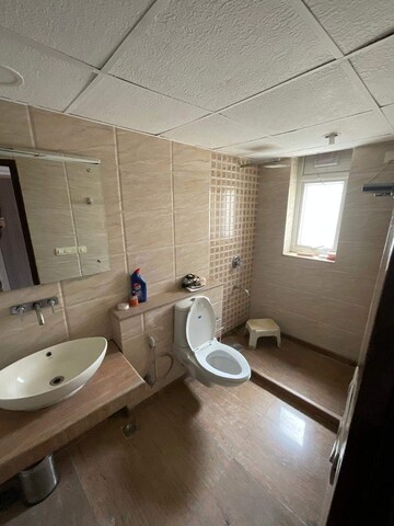 Bathroom in 3 BHK Apartment at Unitech Uniworld Gardens, Sector 47 – for Sale