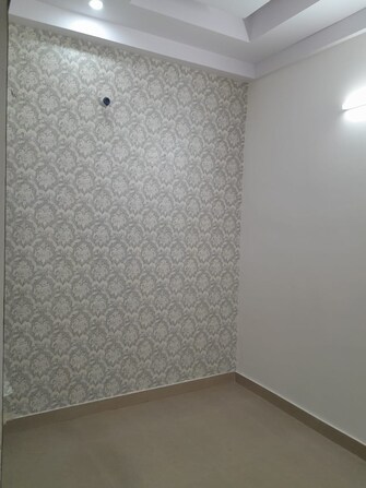 2 BHK Builder Floor For Rent in Gyan Khand ii Ghaziabad  7410219