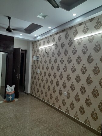 2 BHK Builder Floor For Rent in Gyan Khand ii Ghaziabad  7410219