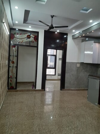 2 BHK Builder Floor For Rent in Gyan Khand ii Ghaziabad  7410219