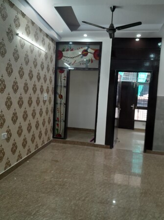 2 BHK Builder Floor For Rent in Gyan Khand ii Ghaziabad  7410219