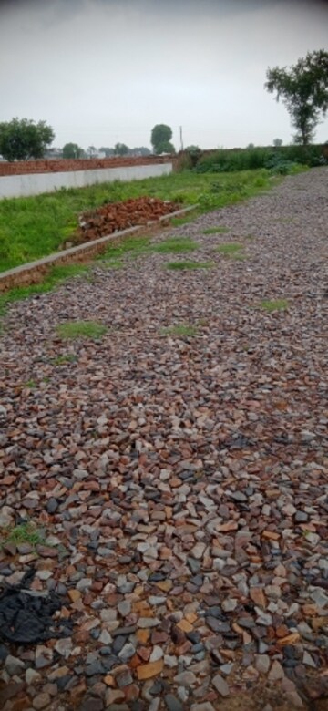  Plot For Sale in Dhoom Manikpur