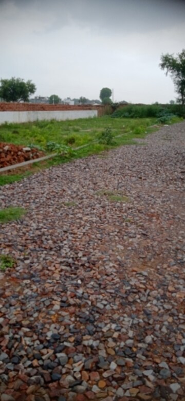 Plot Area in  Plot at Dhoom Manikpur – for Sale