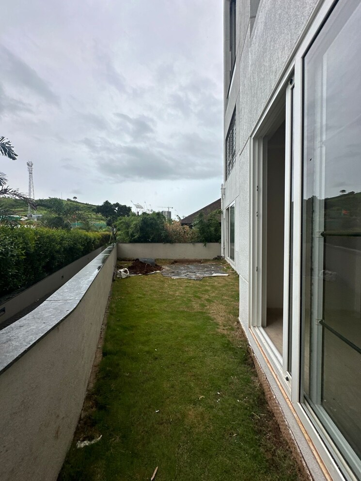 Balcony, sharada-alliance-akashparv 3 Bedroom 2200 Sq.Ft. Apartment In Bavdhan Pune 7410424