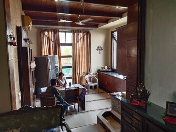 Living Room in 6+ BHK Independent House at Sector 31 – for Sale
