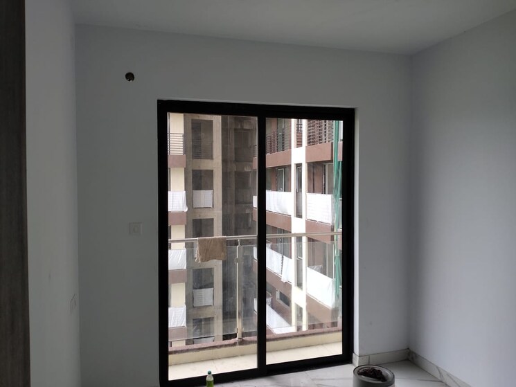 Room, risland-the-icon 3 Bedroom 940 Sq.Ft. Apartment In Dhokali Thane 7410767