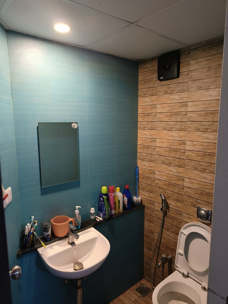 Bathroom, lodha-crown-quality-homes 1 Bedroom 317 Sq.Ft. Apartment In Majiwada Thane 7410790