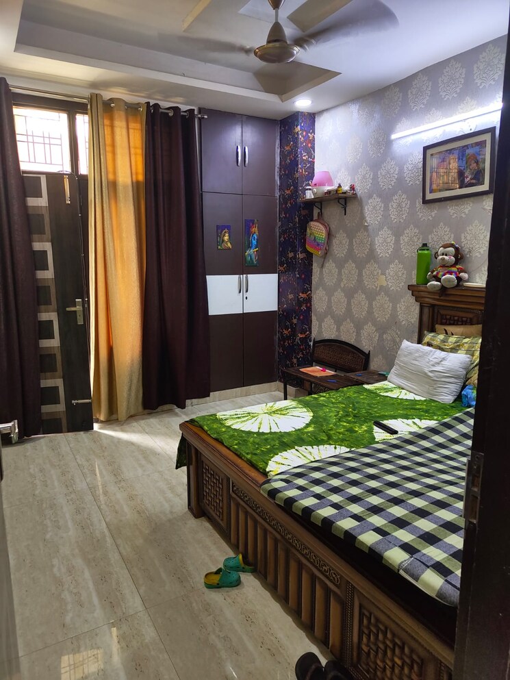 Bedroom, sector 7 3 Bedroom 1100 Sq.Ft. Builder Floor In Sector 7 Gurgaon 7410943