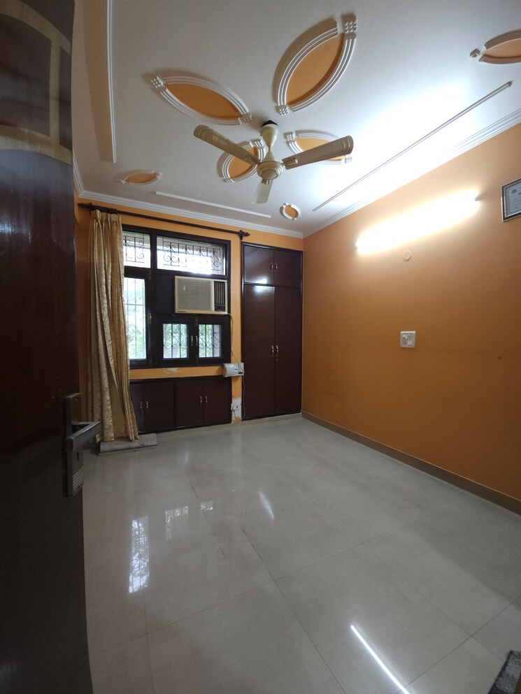 undefined, sector 22 dwarka 3 Bedroom 1500 Sq.Ft. Apartment In Sector 22 Dwarka Delhi 7410988
