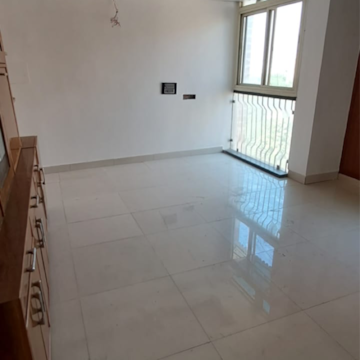 Room in 3 BHK Apartment at Sector 13, Dwarka – for Sale