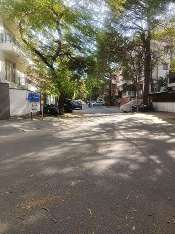 Parking in 6+ BHK Independent House at Safdarjang Enclave – for Sale