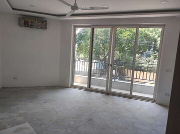 Room in 6+ BHK Independent House at Safdarjang Enclave – for Sale