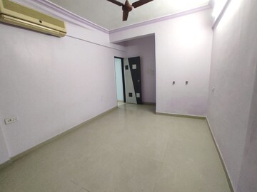 Room in 3 BHK Apartment at Nerul – for Sale