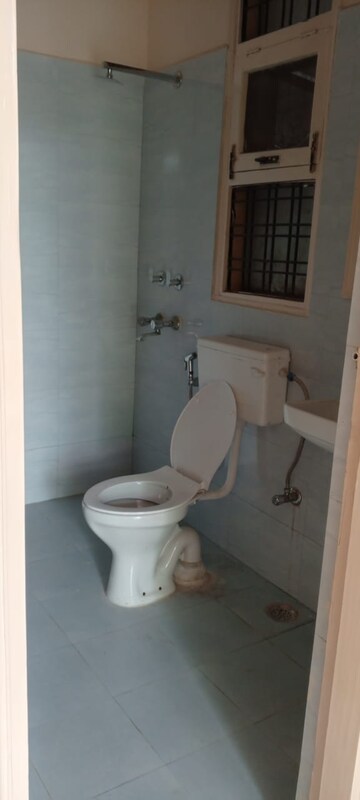 Master Bedroom in 3 BHK Villa at Palam Vihar – for Sale