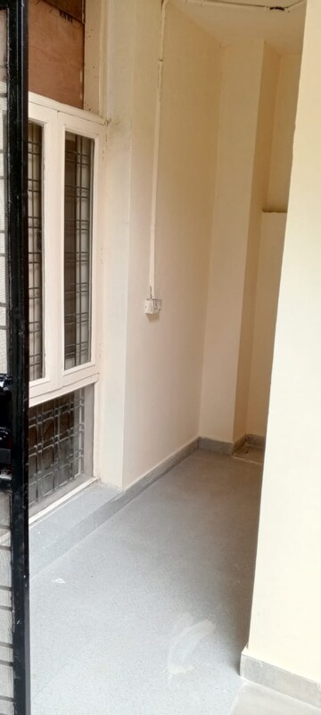 Room in 3 BHK Villa at Palam Vihar – for Sale