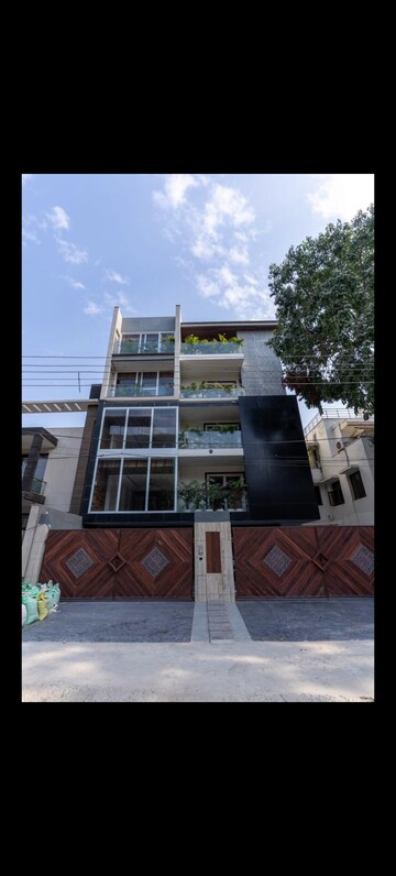 4 BHK Builder Floor – Exterior View View at Dlf Phase ii - for Sale