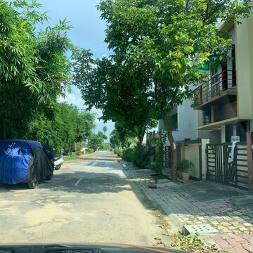 Parking in  Plot at Ajanta Vardhman Emerald Greens, Siwaya Jamalullapur – for Sale