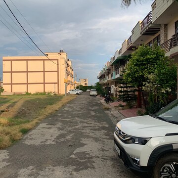  Plot – Exterior View View at Kanha Greens, Modipuram - for Sale