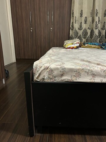 Bedroom in 3.5 BHK Apartment at Sector 20 – for Sale